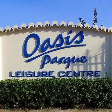 At17 Two Bed On Oasis Parque Apartman *